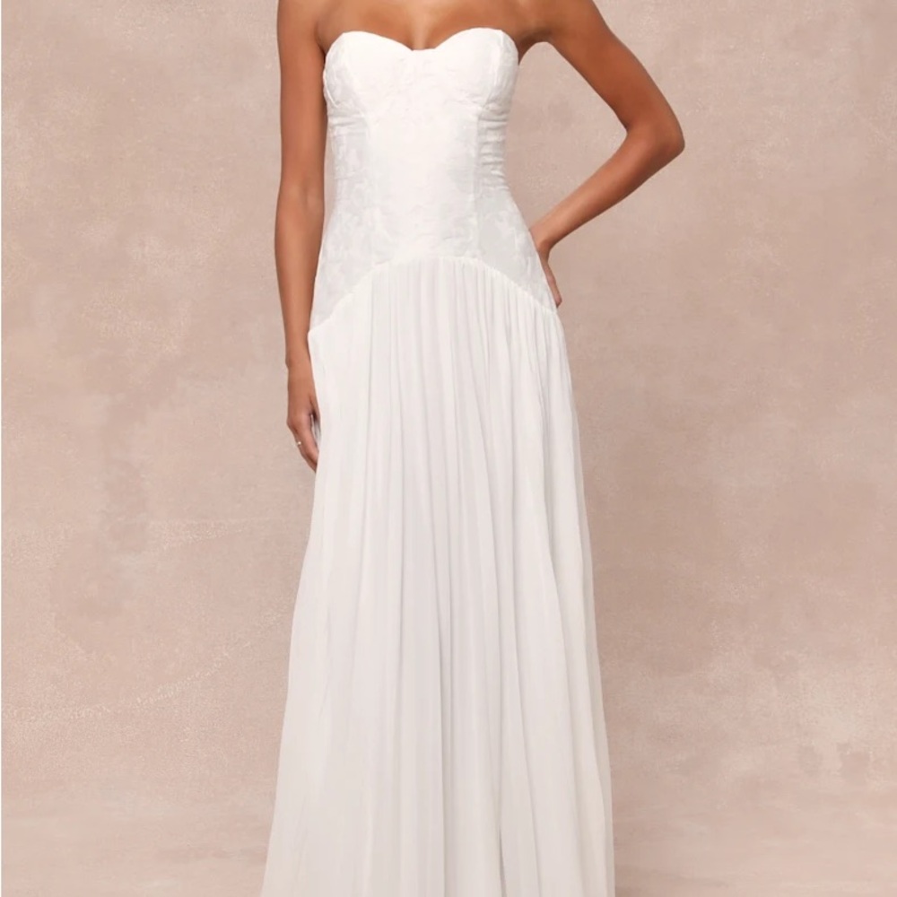 NWT Lulus Divine Devotion White Embroidered Pleated Strapless Maxi Dress